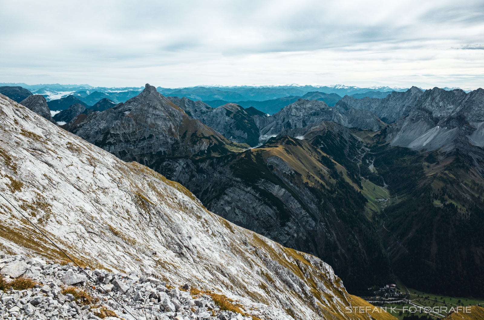Blick zum Sonnjoch und zur Lamsenspitze